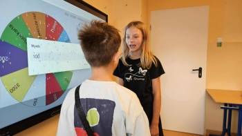 a7017b47-3b80-407a-9201-6b4578dbb978