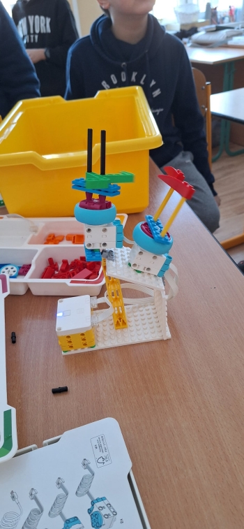 3f18633f-d833-4bca-aafa-2e107f03f151