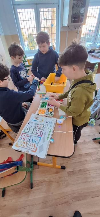 bc7ff6f5-f9ef-4dcd-a048-8fe6c17b1a3f