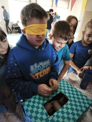 f8b39323-032c-4ccf-8c97-ec3bb9821db5