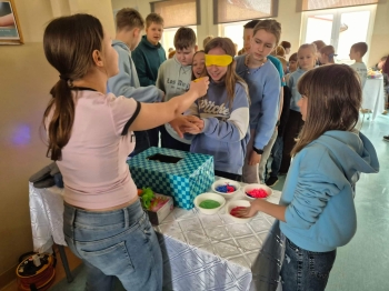 fab519fc-aadd-4785-958f-31d0f4e04f91