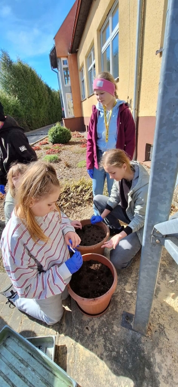 674283376_1961436911398973_5182536222626571373_n